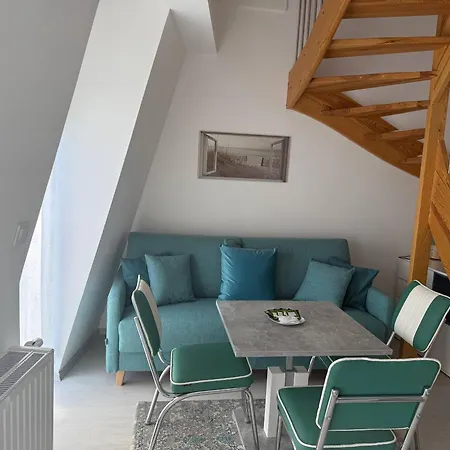 Premium Lissa By Renters سفينويتشي